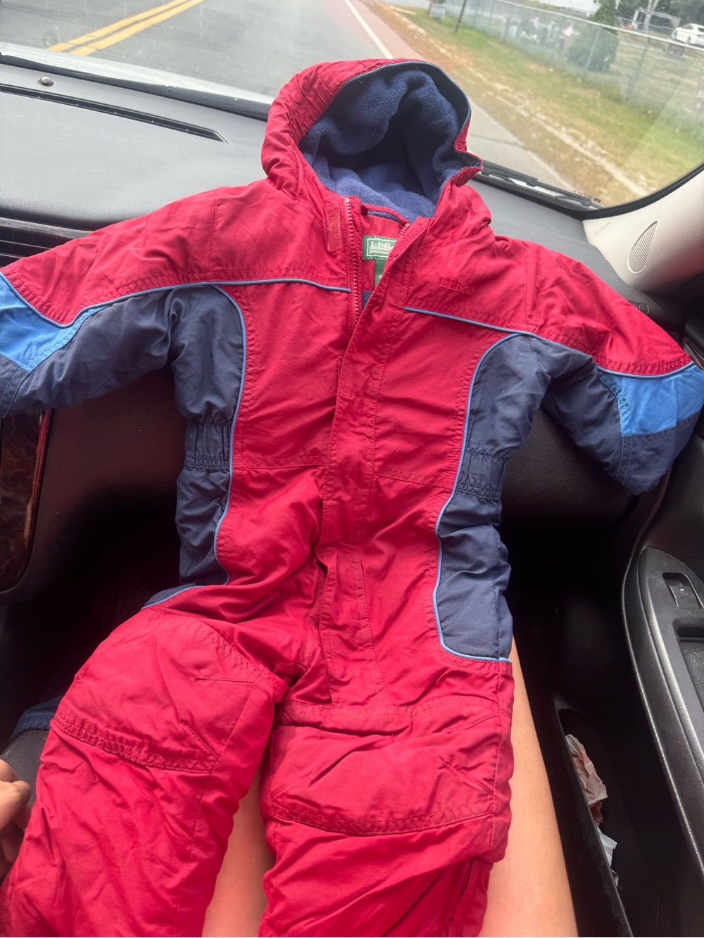 L.L. Bean cold buster winter snowsuit featuring fleece lining size 12-18 months
